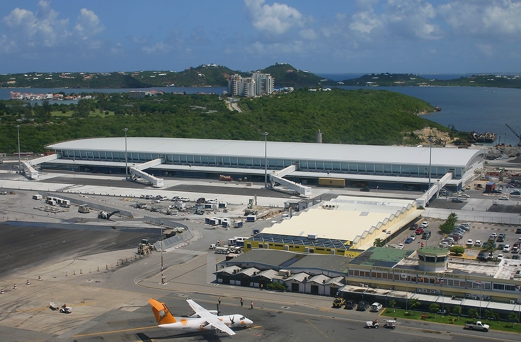 Princess Juliana International Airport