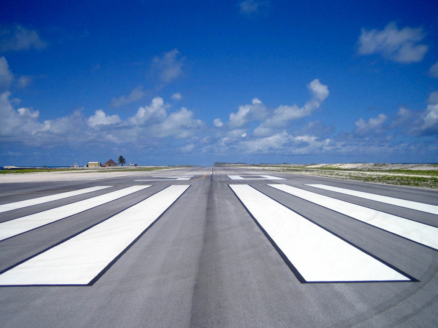 Totegegie Airport