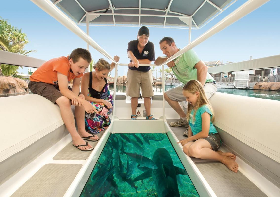 https://media-cdn.tripadvisor.com/media/attractions-content--1x-1/0b/27/5f/6d.jpg