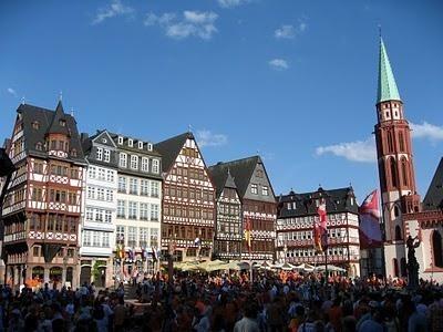 https://media-cdn.tripadvisor.com/media/attractions-content--1x-1/0b/27/68/9b.jpg