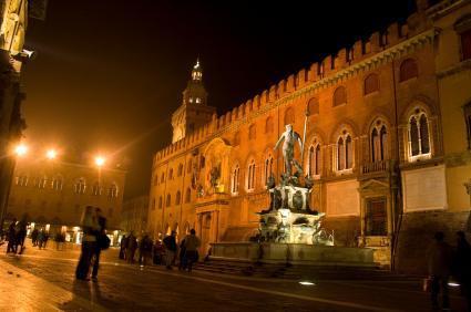 https://media-cdn.tripadvisor.com/media/attractions-content--1x-1/0b/27/6b/cc.jpg