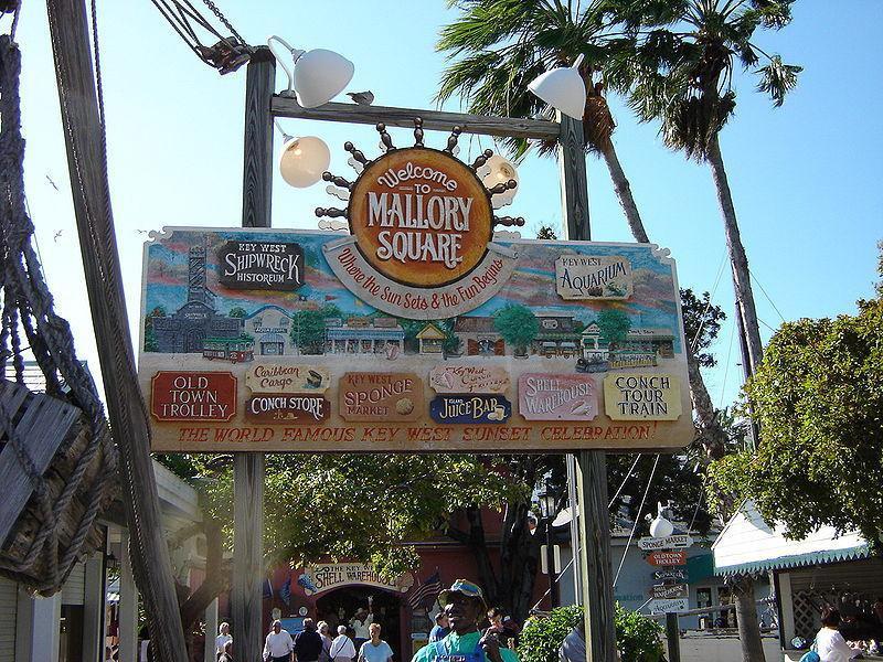 https://media-cdn.tripadvisor.com/media/attractions-content--1x-1/0b/27/6d/da.jpg