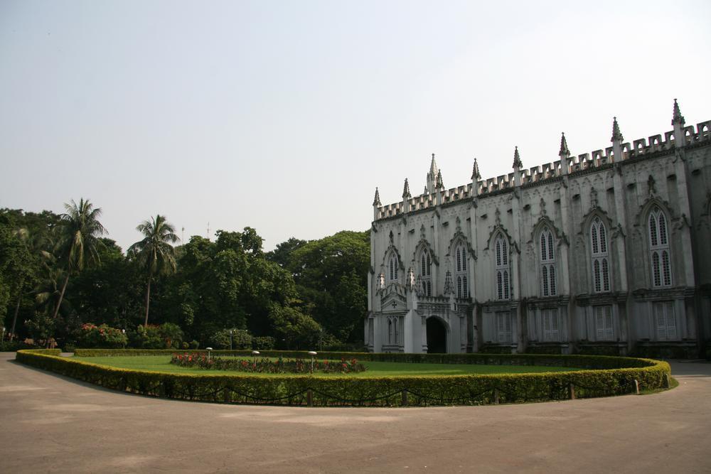 https://media-cdn.tripadvisor.com/media/attractions-content--1x-1/0b/27/74/55.jpg