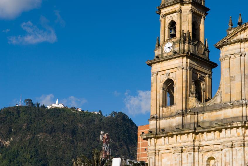 https://media-cdn.tripadvisor.com/media/attractions-content--1x-1/0b/27/79/e2.jpg