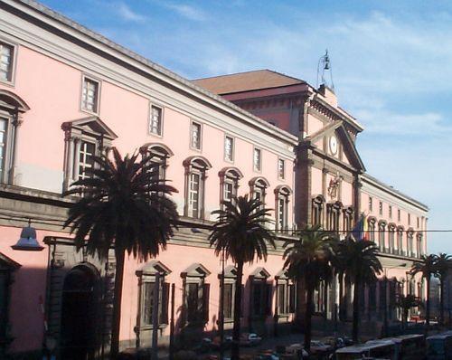https://media-cdn.tripadvisor.com/media/attractions-content--1x-1/0b/27/7a/6a.jpg