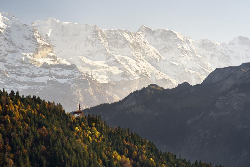 https://media-cdn.tripadvisor.com/media/attractions-content--1x-1/0b/27/85/eb.jpg