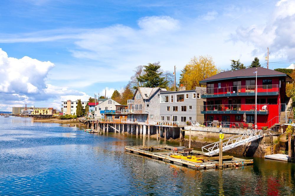 https://media-cdn.tripadvisor.com/media/attractions-content--1x-1/0b/27/87/0d.jpg