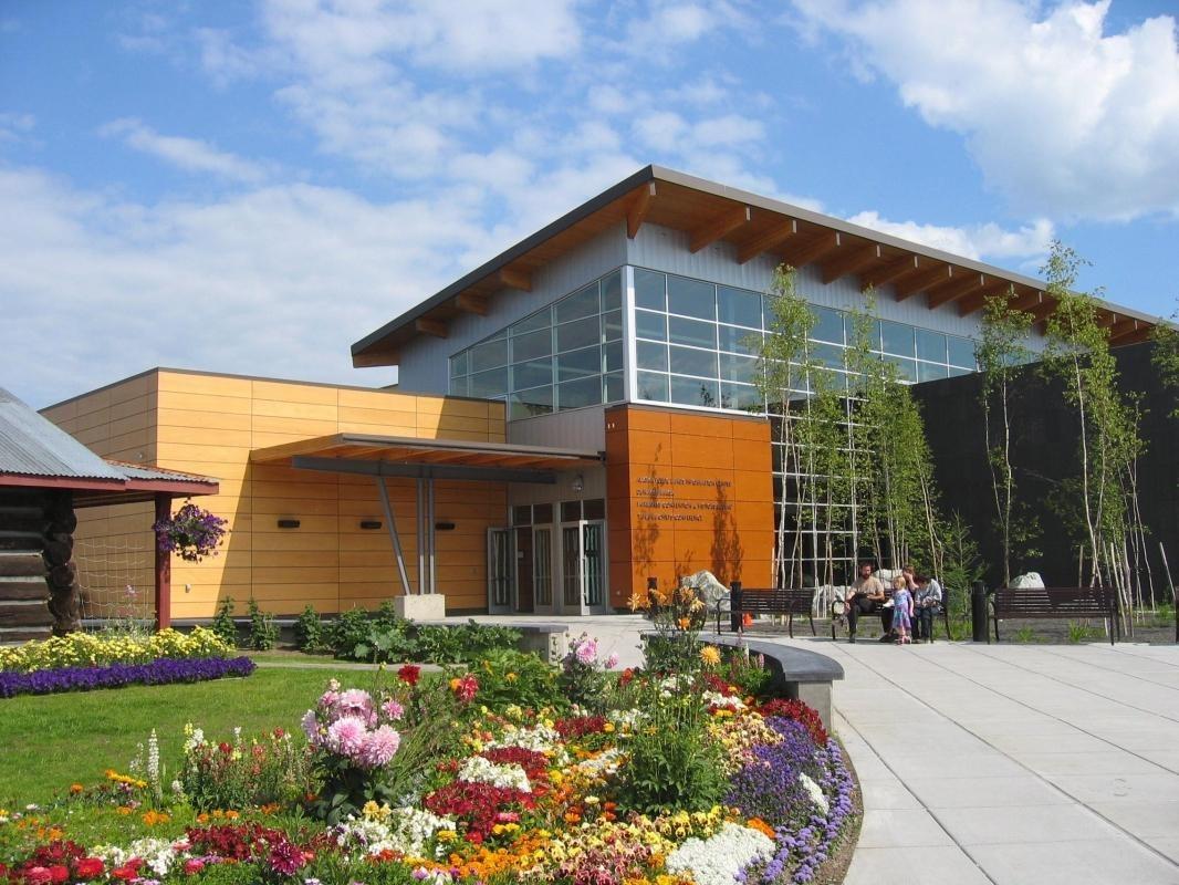 https://media-cdn.tripadvisor.com/media/attractions-content--1x-1/0b/27/a6/e4.jpg