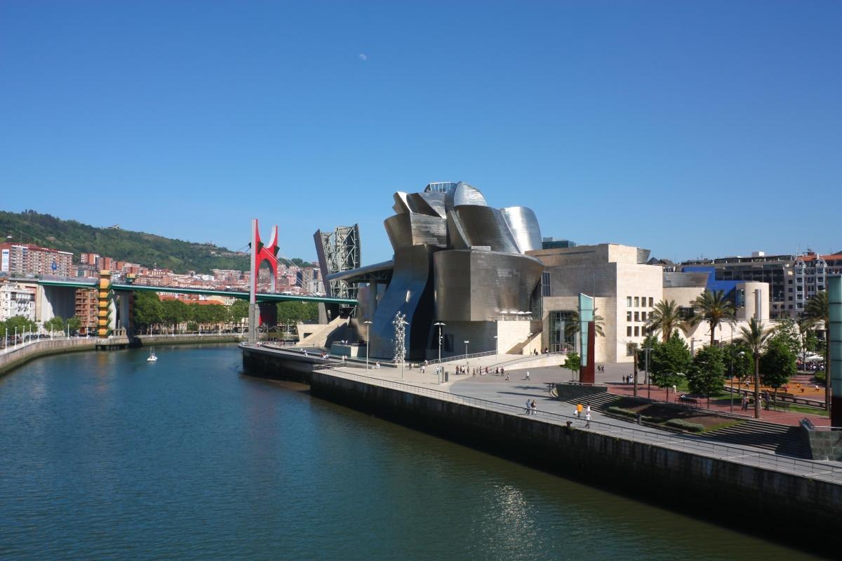 https://media-cdn.tripadvisor.com/media/attractions-content--1x-1/0b/27/a8/26.jpg