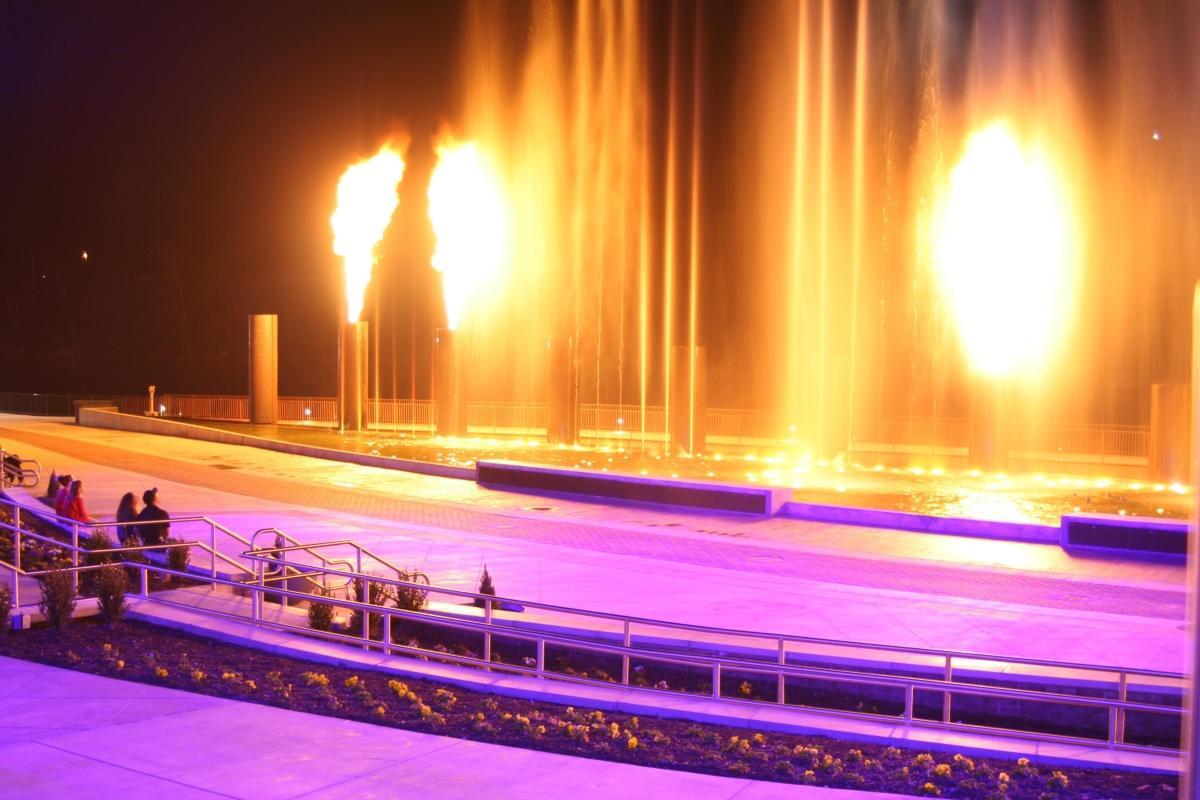 https://media-cdn.tripadvisor.com/media/attractions-content--1x-1/0b/27/ac/7b.jpg