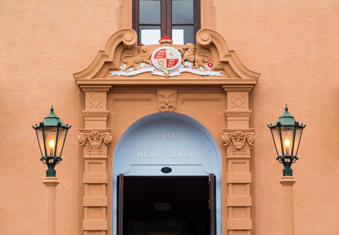 https://media-cdn.tripadvisor.com/media/attractions-content--1x-1/0b/2c/ef/7e.jpg