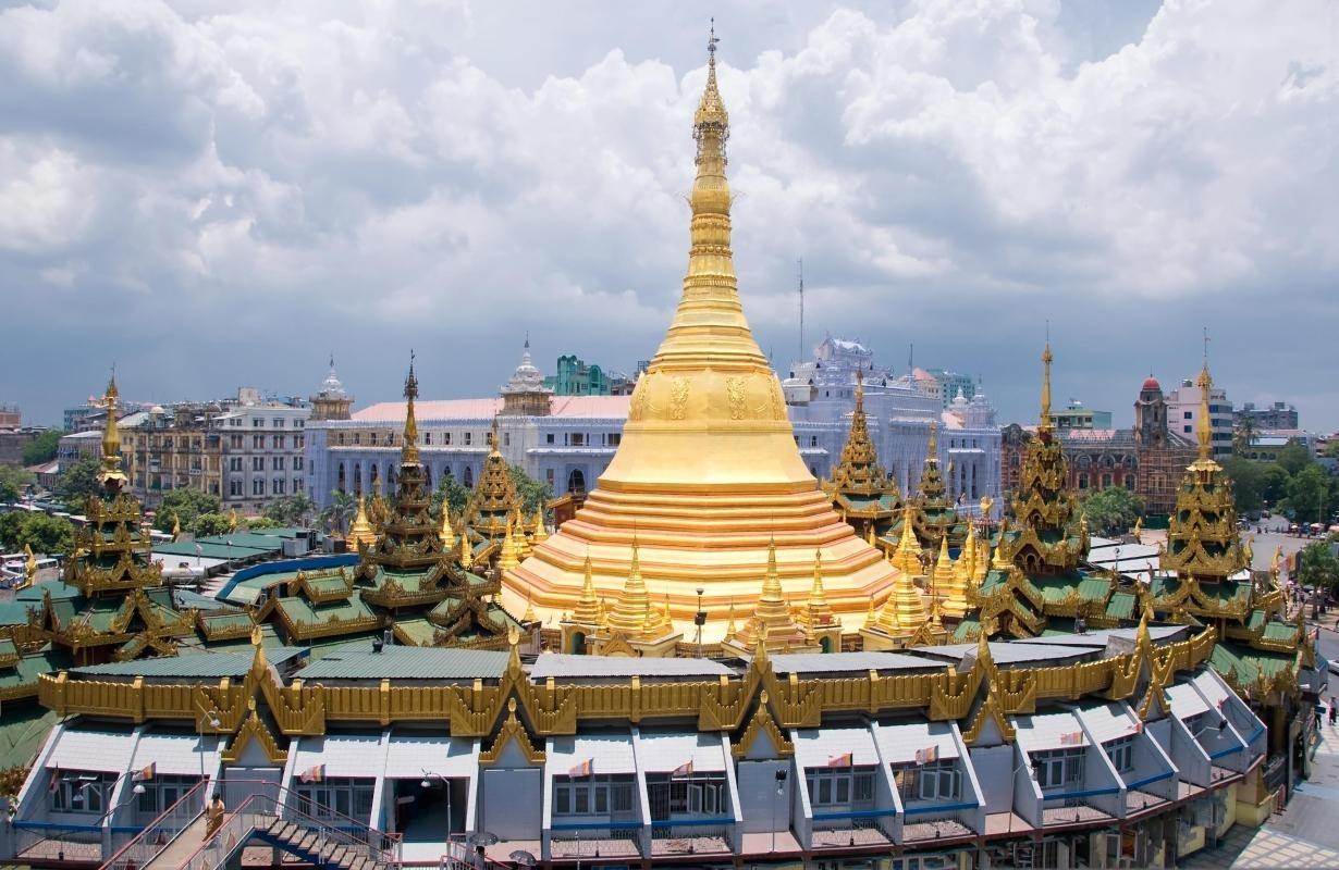 https://media-cdn.tripadvisor.com/media/attractions-content--1x-1/0b/2c/f0/0f.jpg