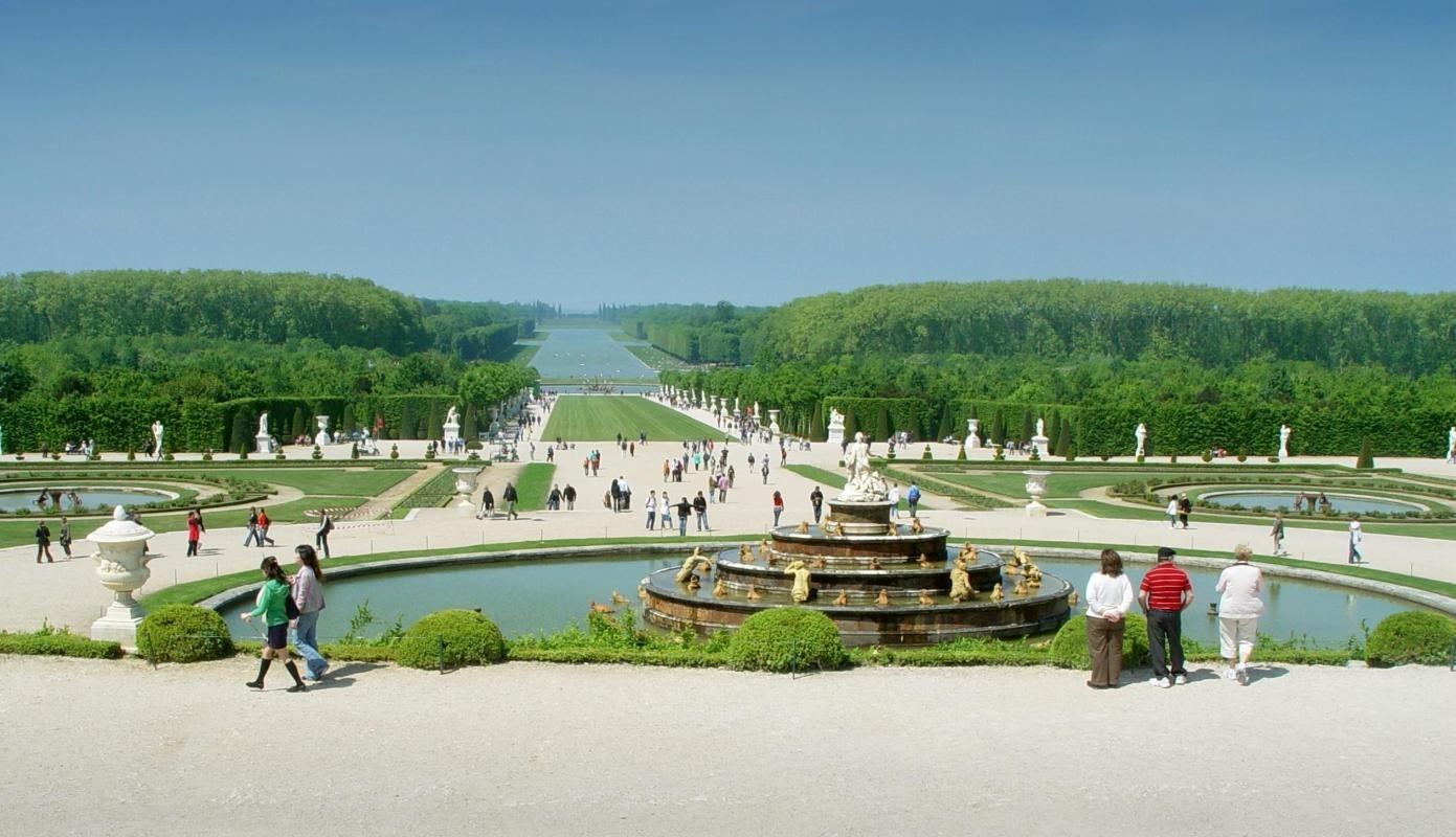 https://media-cdn.tripadvisor.com/media/attractions-content--1x-1/0b/2c/f3/76.jpg