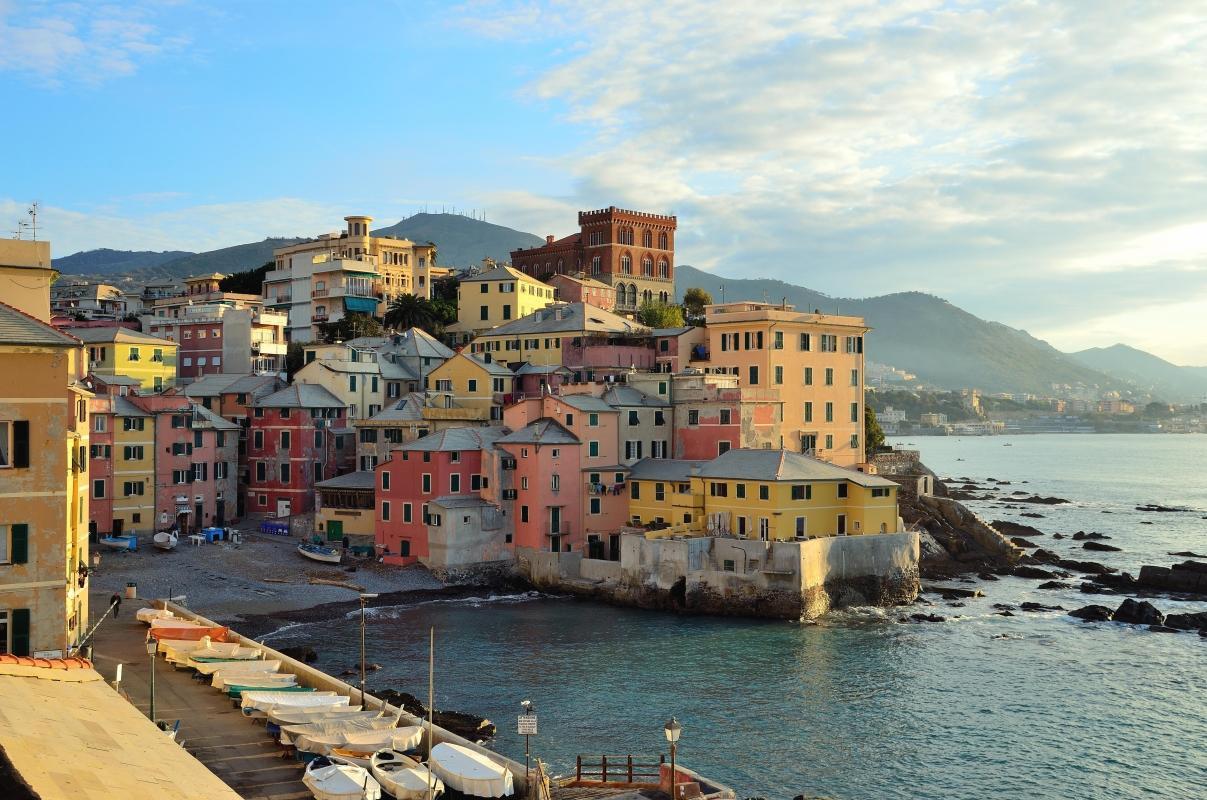 https://media-cdn.tripadvisor.com/media/attractions-content--1x-1/0b/2c/f4/ef.jpg