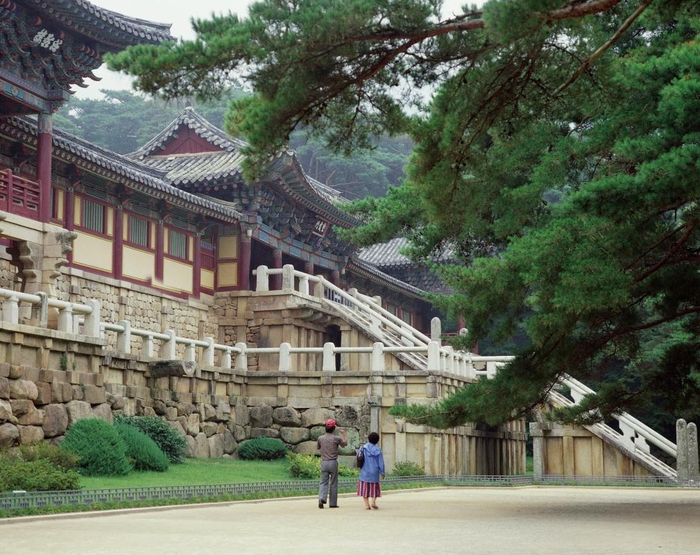 https://media-cdn.tripadvisor.com/media/attractions-content--1x-1/0b/2c/ff/67.jpg
