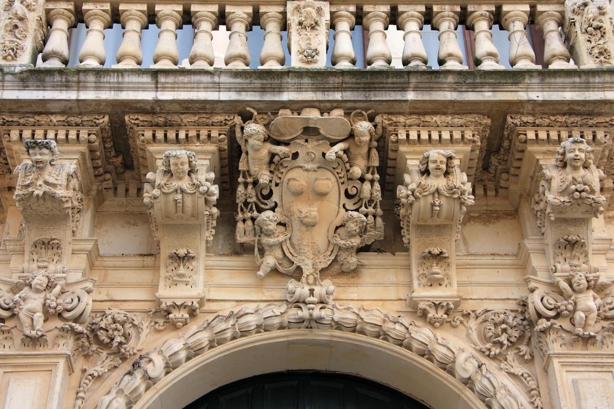 https://media-cdn.tripadvisor.com/media/attractions-content--1x-1/0b/2d/02/0d.jpg