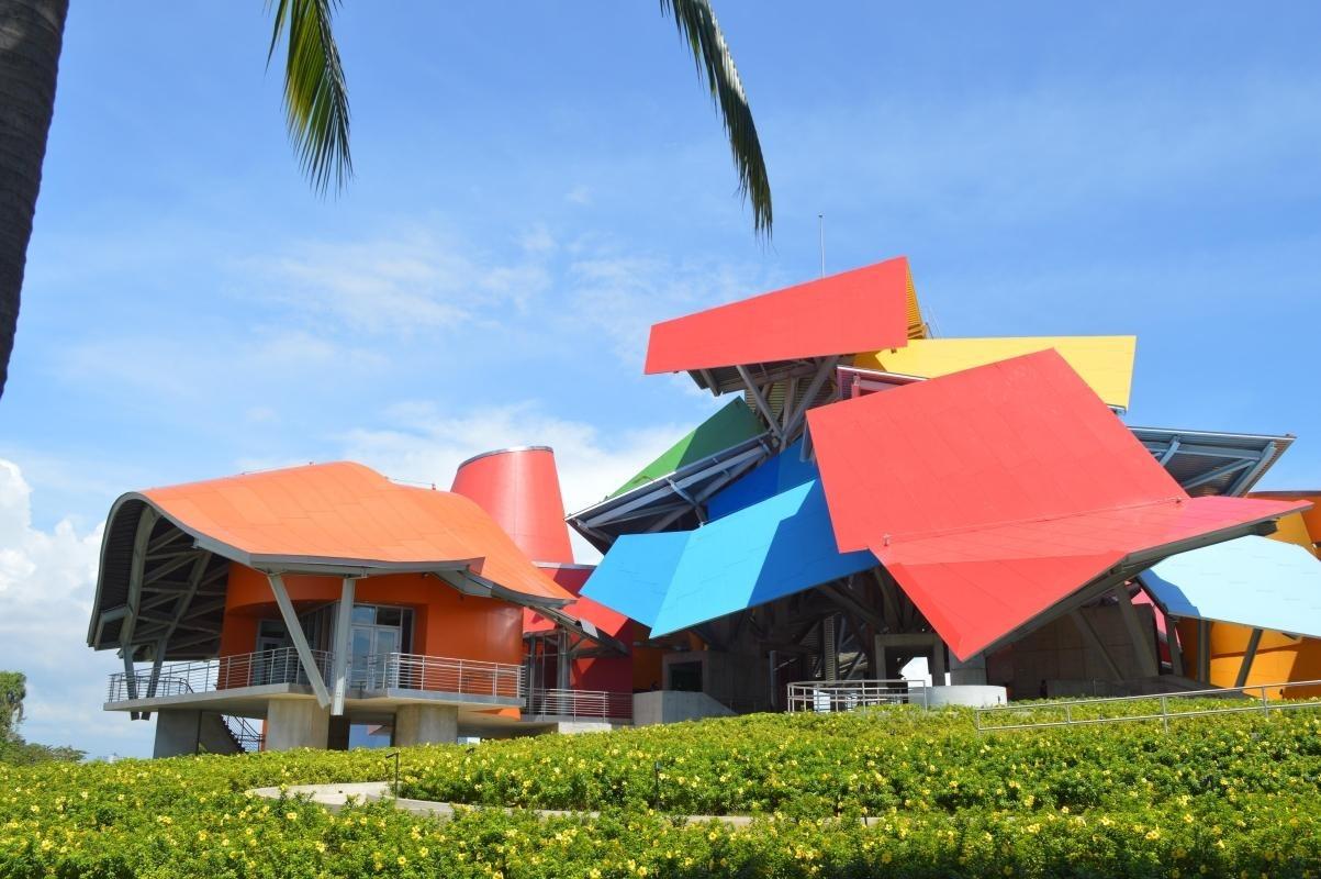 https://media-cdn.tripadvisor.com/media/attractions-content--1x-1/0b/2d/05/0c.jpg