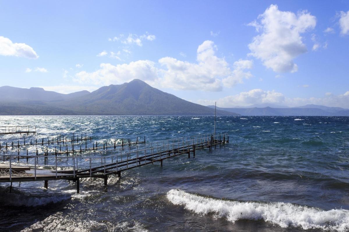 https://media-cdn.tripadvisor.com/media/attractions-content--1x-1/0b/2d/05/15.jpg