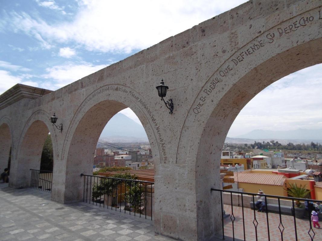 https://media-cdn.tripadvisor.com/media/attractions-content--1x-1/0b/39/7f/a2.jpg