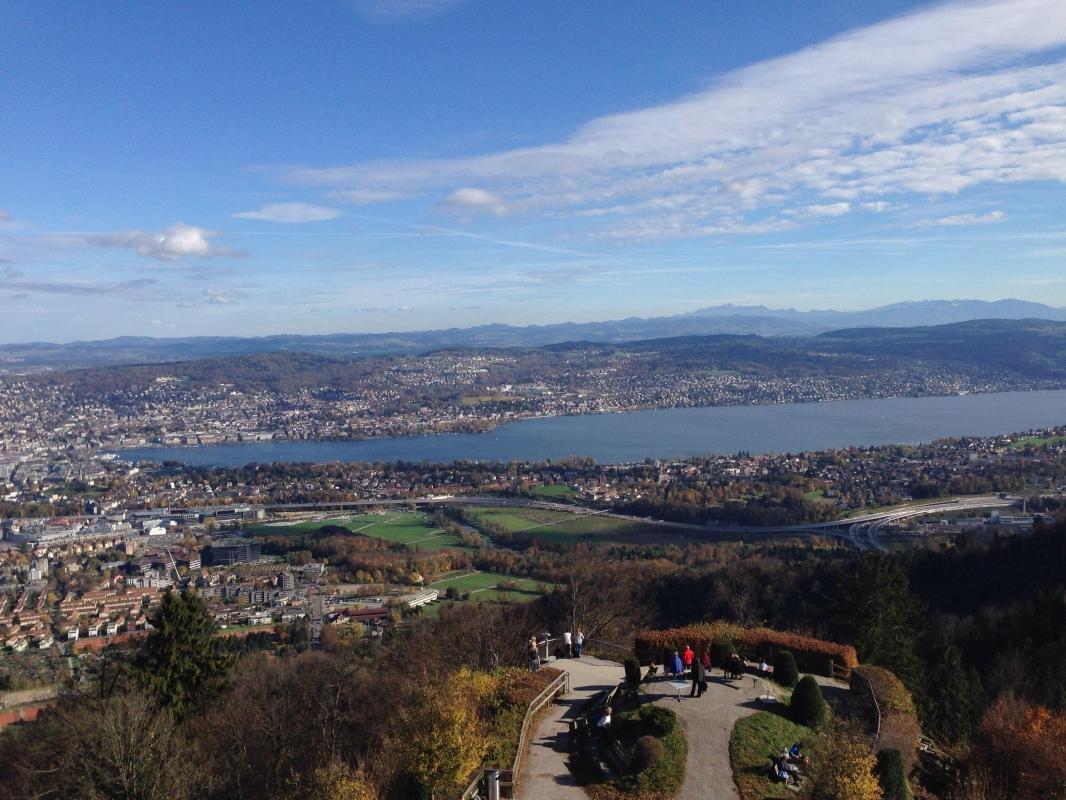 https://media-cdn.tripadvisor.com/media/attractions-content--1x-1/0b/39/83/a5.jpg