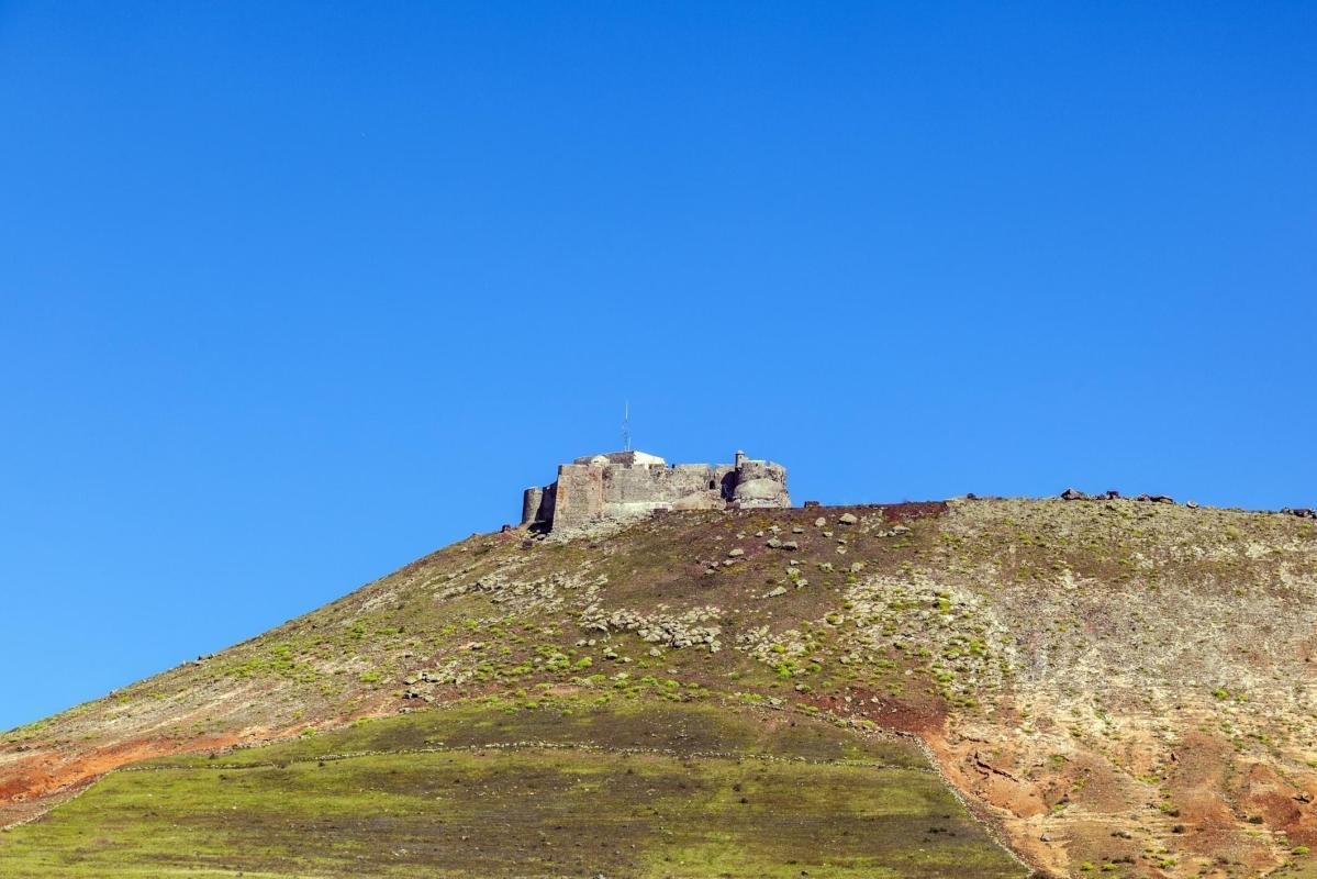 https://media-cdn.tripadvisor.com/media/attractions-content--1x-1/0b/39/93/6b.jpg