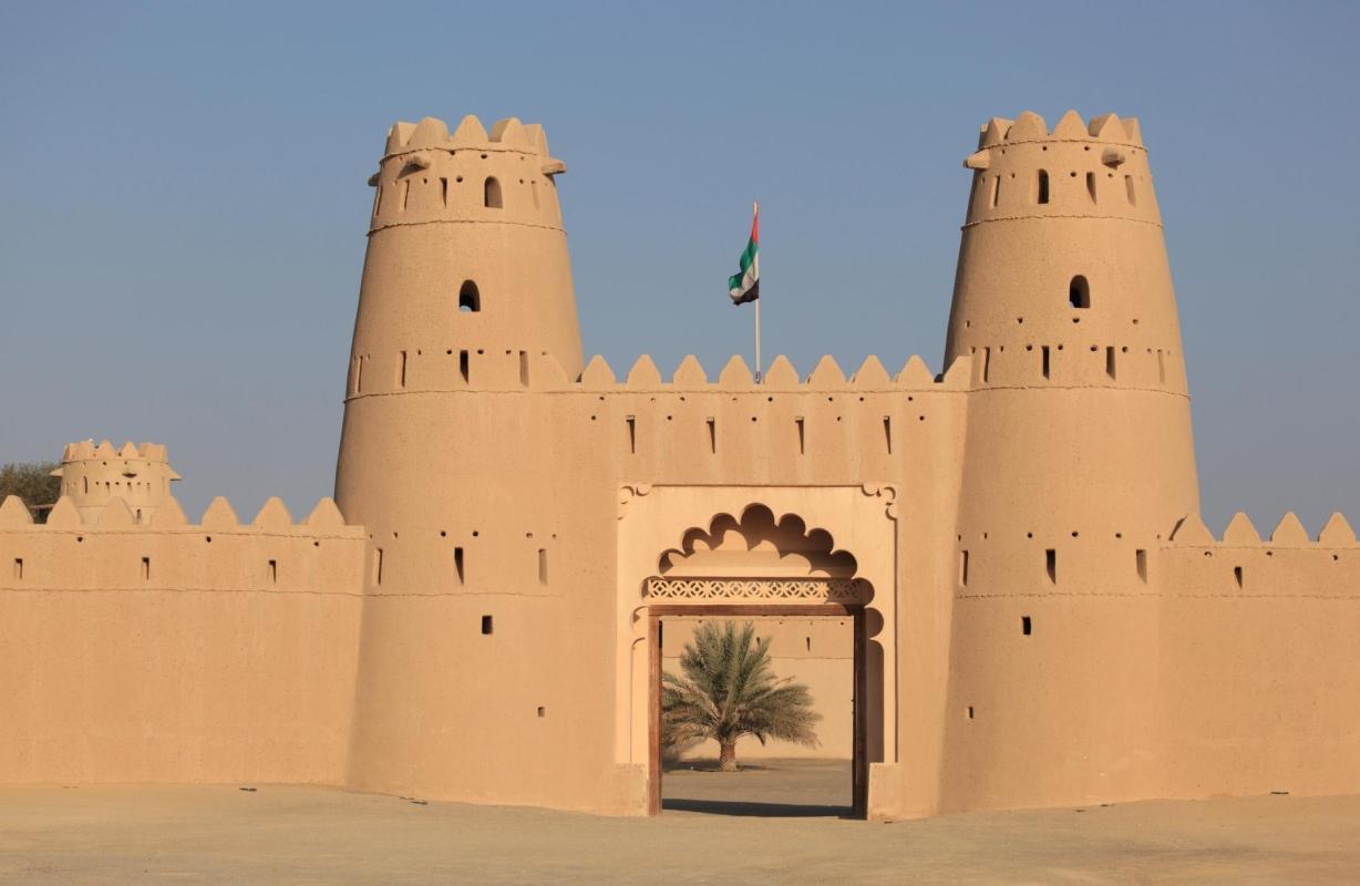 https://media-cdn.tripadvisor.com/media/attractions-content--1x-1/0b/39/94/59.jpg