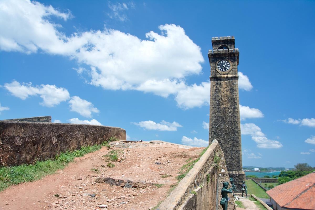 https://media-cdn.tripadvisor.com/media/attractions-content--1x-1/0b/39/96/b2.jpg