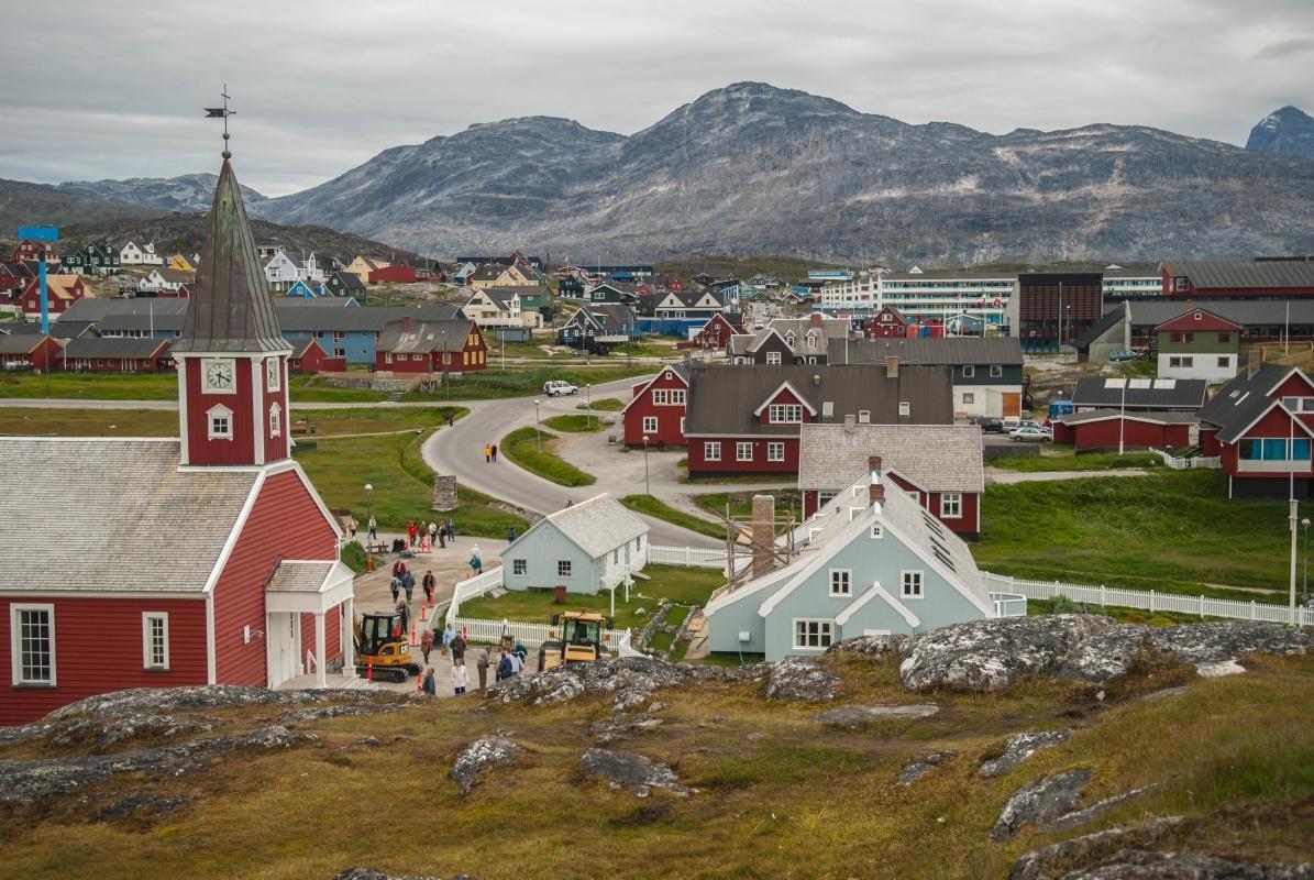 https://media-cdn.tripadvisor.com/media/attractions-content--1x-1/0b/39/97/e1.jpg