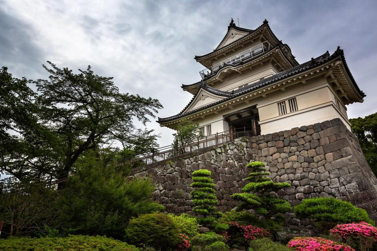 https://media-cdn.tripadvisor.com/media/attractions-content--1x-1/0b/39/9c/75.jpg