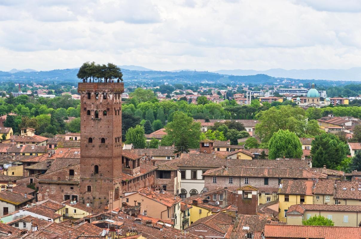 https://media-cdn.tripadvisor.com/media/attractions-content--1x-1/0b/39/9c/d3.jpg