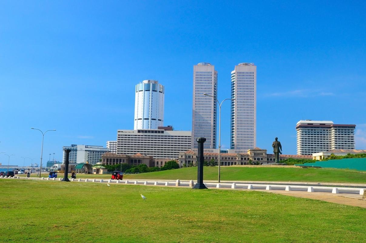 https://media-cdn.tripadvisor.com/media/attractions-content--1x-1/0b/39/a3/a6.jpg