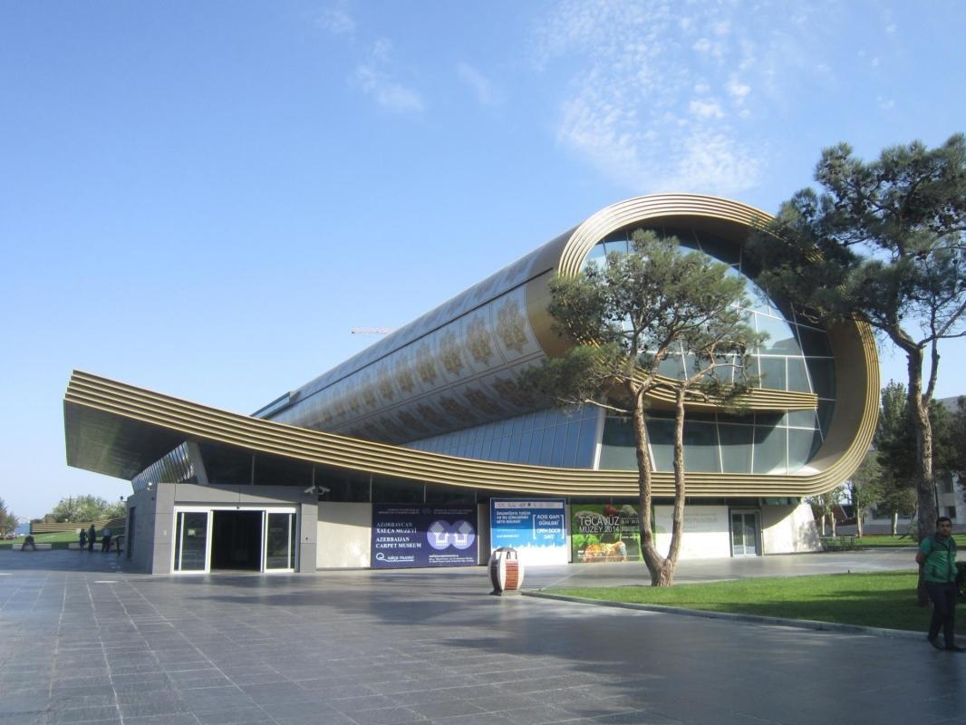 https://media-cdn.tripadvisor.com/media/attractions-content--1x-1/0b/39/a5/e8.jpg