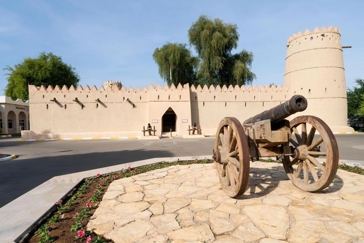 https://media-cdn.tripadvisor.com/media/attractions-content--1x-1/0b/39/a6/04.jpg