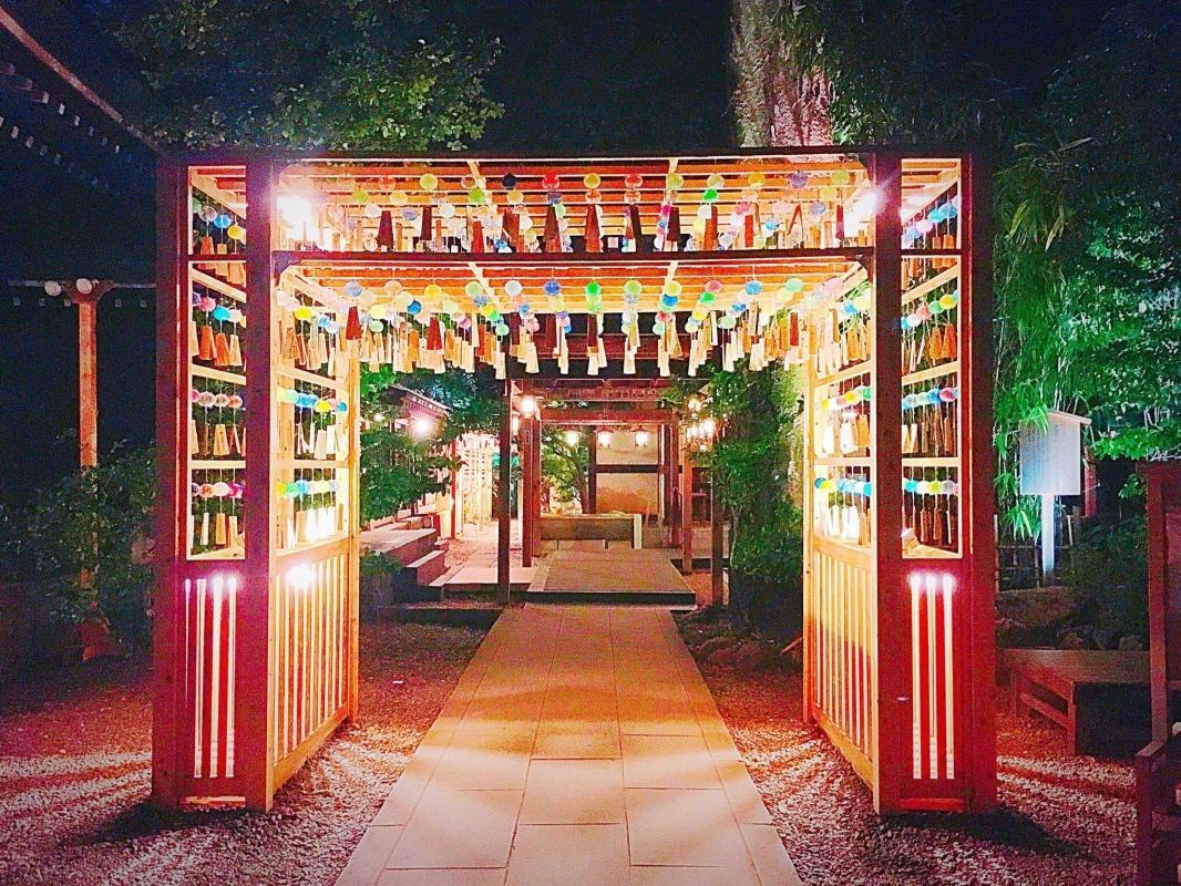 https://media-cdn.tripadvisor.com/media/attractions-content--1x-1/0b/39/b4/b0.jpg