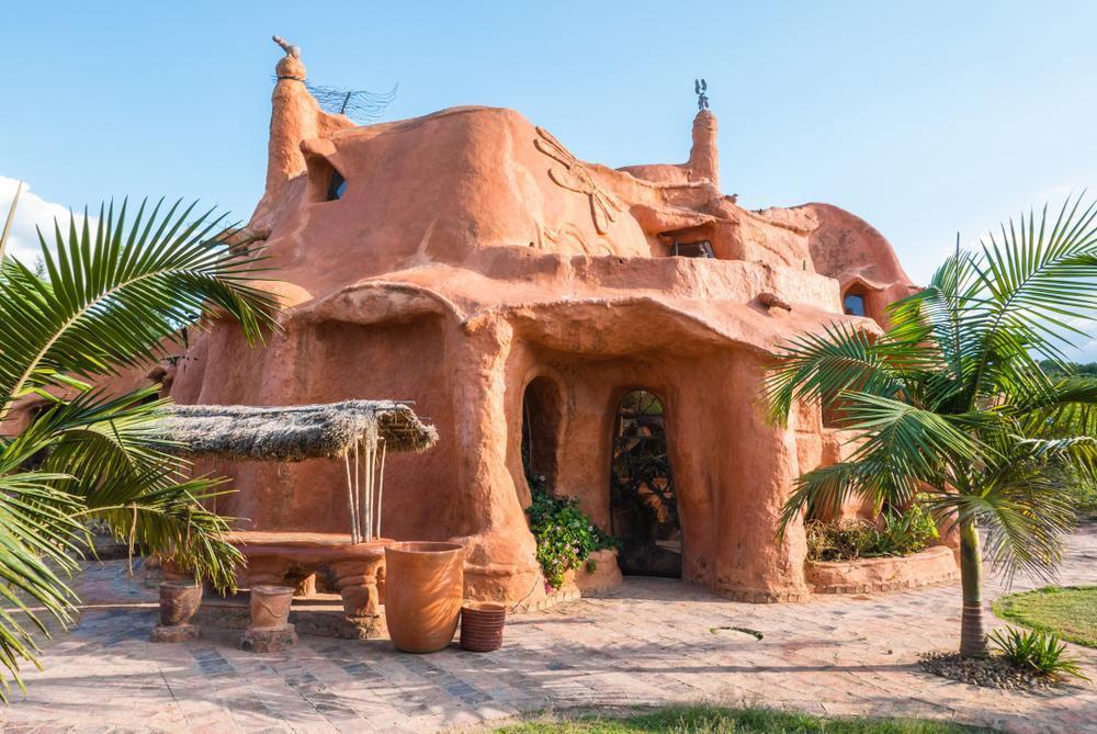 https://media-cdn.tripadvisor.com/media/attractions-content--1x-1/0b/39/bd/22.jpg