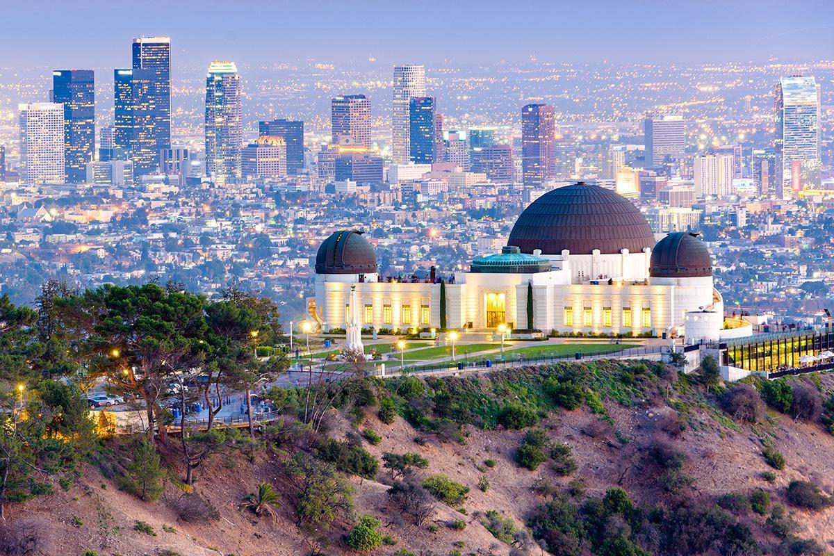 https://media-cdn.tripadvisor.com/media/attractions-content--1x-1/12/8c/13/a4.jpg