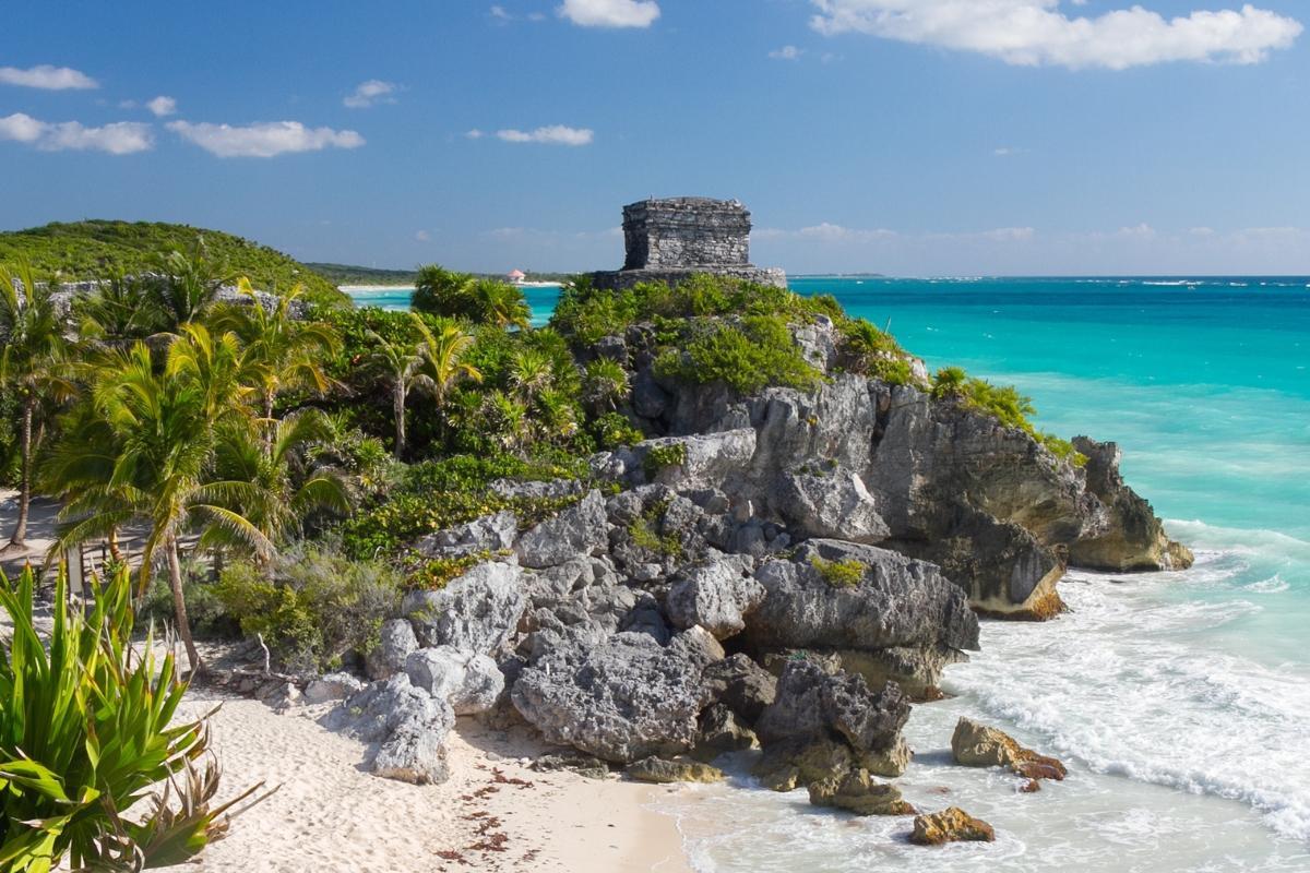 https://media-cdn.tripadvisor.com/media/attractions-content--1x-1/15/0e/5f/6e.jpg
