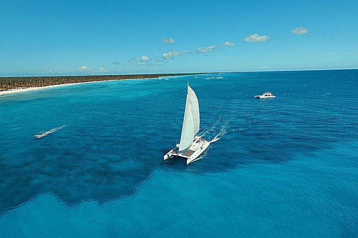 Saona Island small group and relax - luxury catamaran