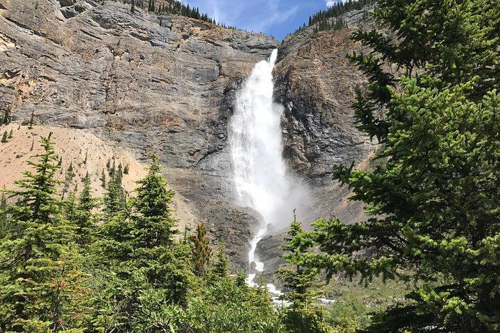 Lake Louise, Moraine Lake & Yoho Waterfalls from Golden BC Tour