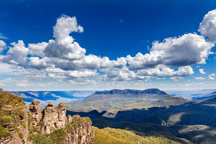 Blue Mountains Day Tour With Bushwalks, Waterfalls & Featherdale