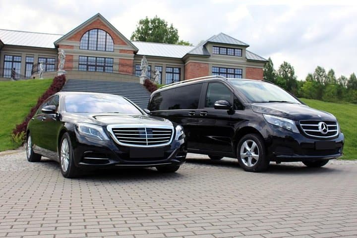 Private transfer from Rotterdam cruise port to Schiphol Airport