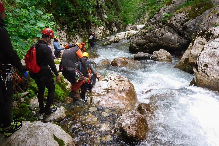Canyoning tour in Nevidio Canyon