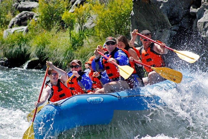 Deschutes River Rafting - Half Day Adventure