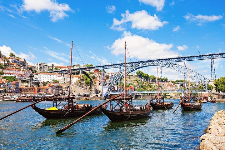 Porto Private Tour from Lisbon with Douro Cruise and Wine Tasting