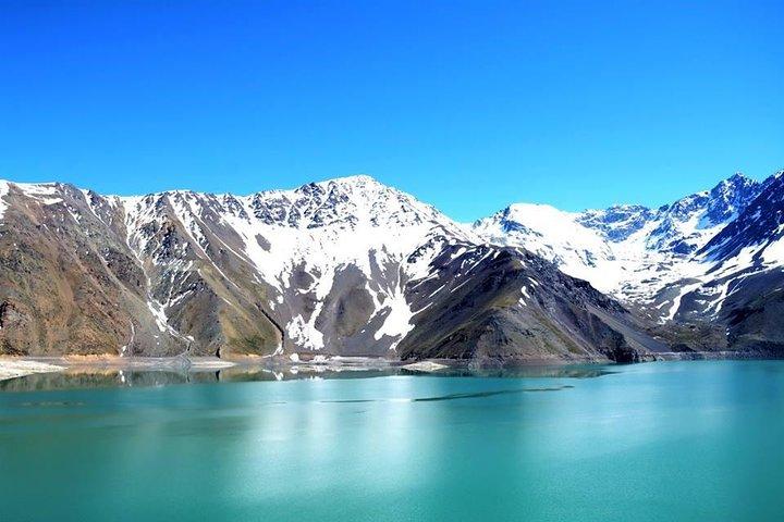 Cajon del Maipo/Embalse del Yeso, Tradition Folk Picnic included