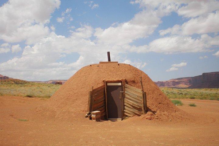 Monument Valley Hogan Overnight Experience
