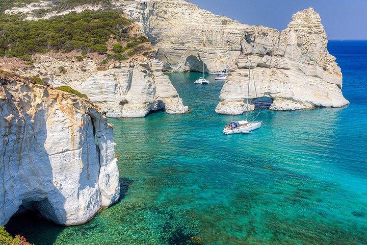 Milos Small-Group Full-Day Cruise with Snorkelling and Lunch