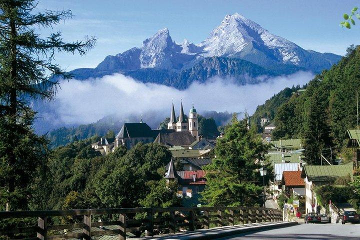 Skip-the-Line: Eagle's Nest in Berchtesgaden Tour from Salzburg