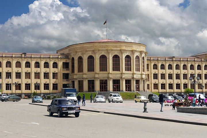 Gyumri-Zvartnots airport transfer