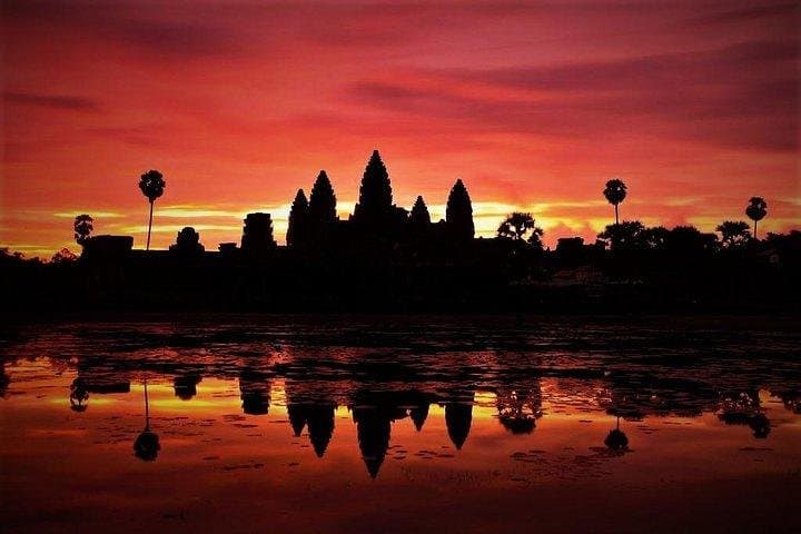Angkor Wat Sunrise Tour